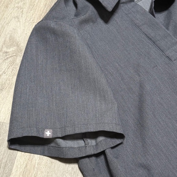 FIGS Technical Collection Polo‎ Shirt Mens Medium Gray Short Sleeve - Picture 3 of 6